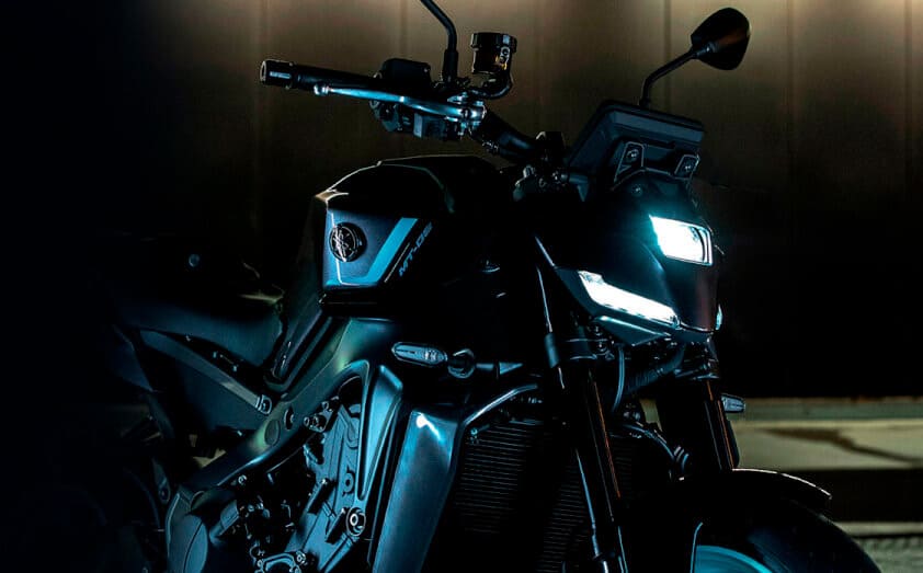 Detalle MT-09 asiento y tanque